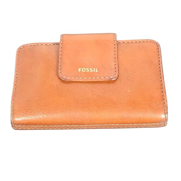 Fossil Wallet Womens Medium Brown Madison Multi Trifold Zip Coin SWL2230210 - Picture 1 of 10